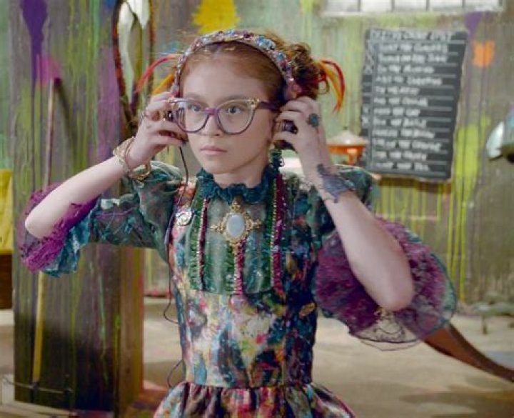 Know About Anna Cathcart; Movies, Odd Squad, Height, Age, High School