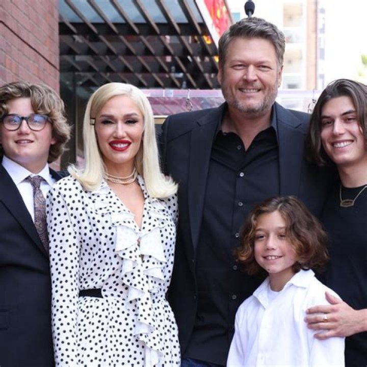 Who Are Gwen Stefani Parents? Meet Dennis Stefani And Patti Flynn