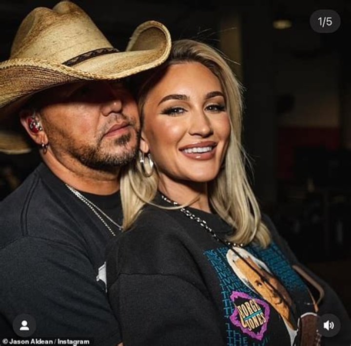 Jason Aldean Bio, Wife, Cheating, Divorce, Age, Net Worth