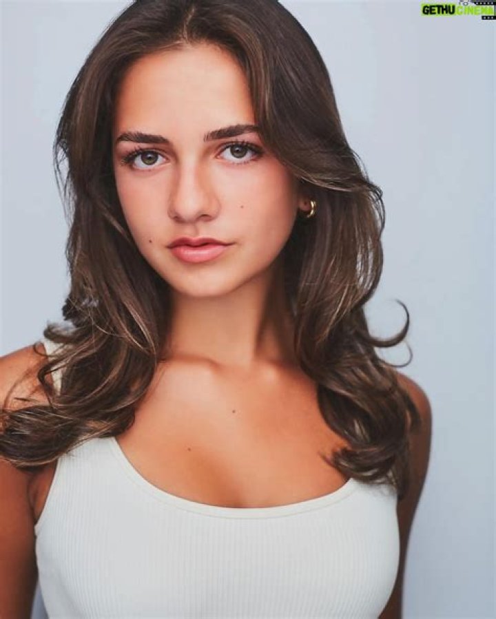 EXPLORE Mattea Conforti Wiki, Bio, Age, Height, Parents, Frozen2, Insta, Net Worth!!