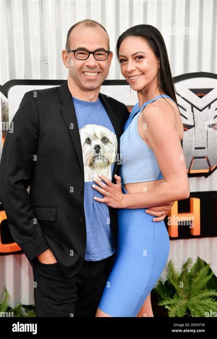 Who is James Murray fiance Melyssa Davies? Explore Her Wiki, Bio, Age, Height, Engaged, Background!!