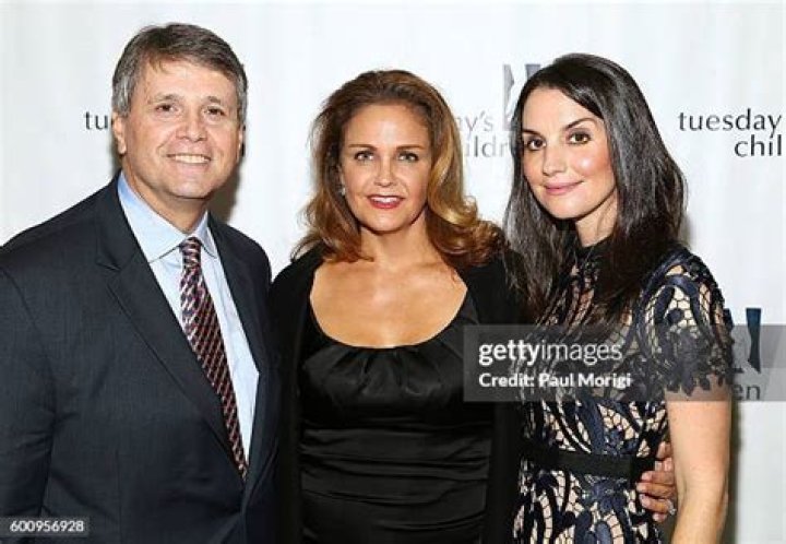 Michelle Charlesworth WIki; Husband, ABC News, Salary, Surgery, Age, Facts