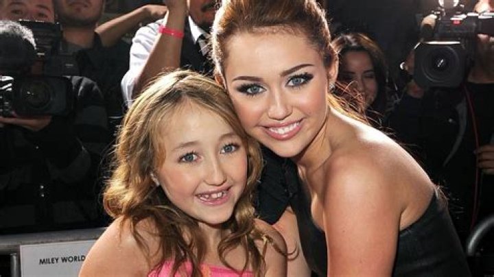 Miley Cyrus Brothers, Sisters, Mom, Dad, Family And Boyfriend