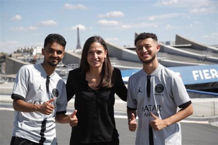 Nadia Benmokhtar Parents