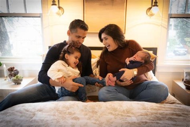 NBC4 Erika Gonzalez Wiki; Age, Engaged, Wedding, Family, Ethnicity, Facts