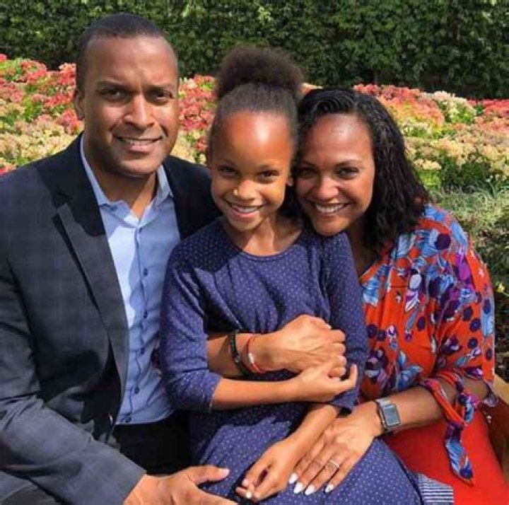 Know About Stephanie Elam; CNN, Age, Husband, Salary, Weight