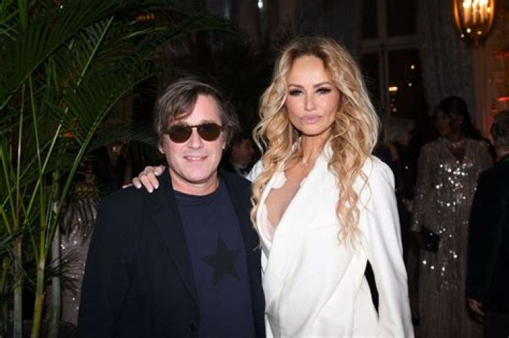 Thomas Dutronc Et Sa Compagne Photos